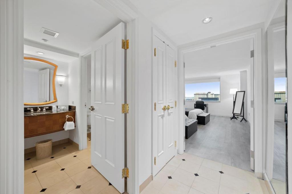 Cozysuites At Showboat Spacious 2Br 3Ba Ocean Front Condo Атлантик Сити Екстериор снимка